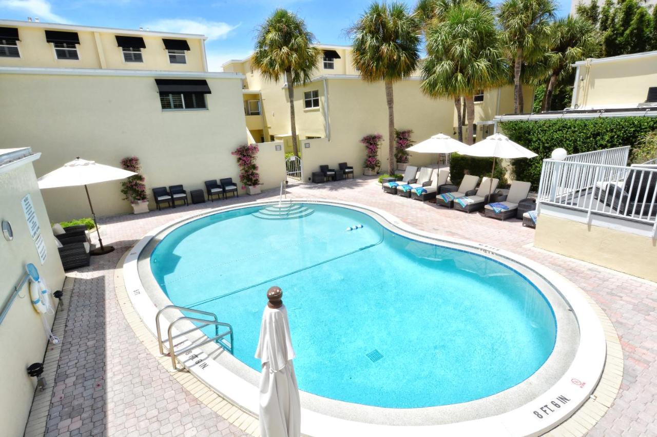 Laplaya 201C Breathtaking Gulf Panorama From This Corner End Unit With A Private Stairway To The Beach Longboat Key Luaran gambar